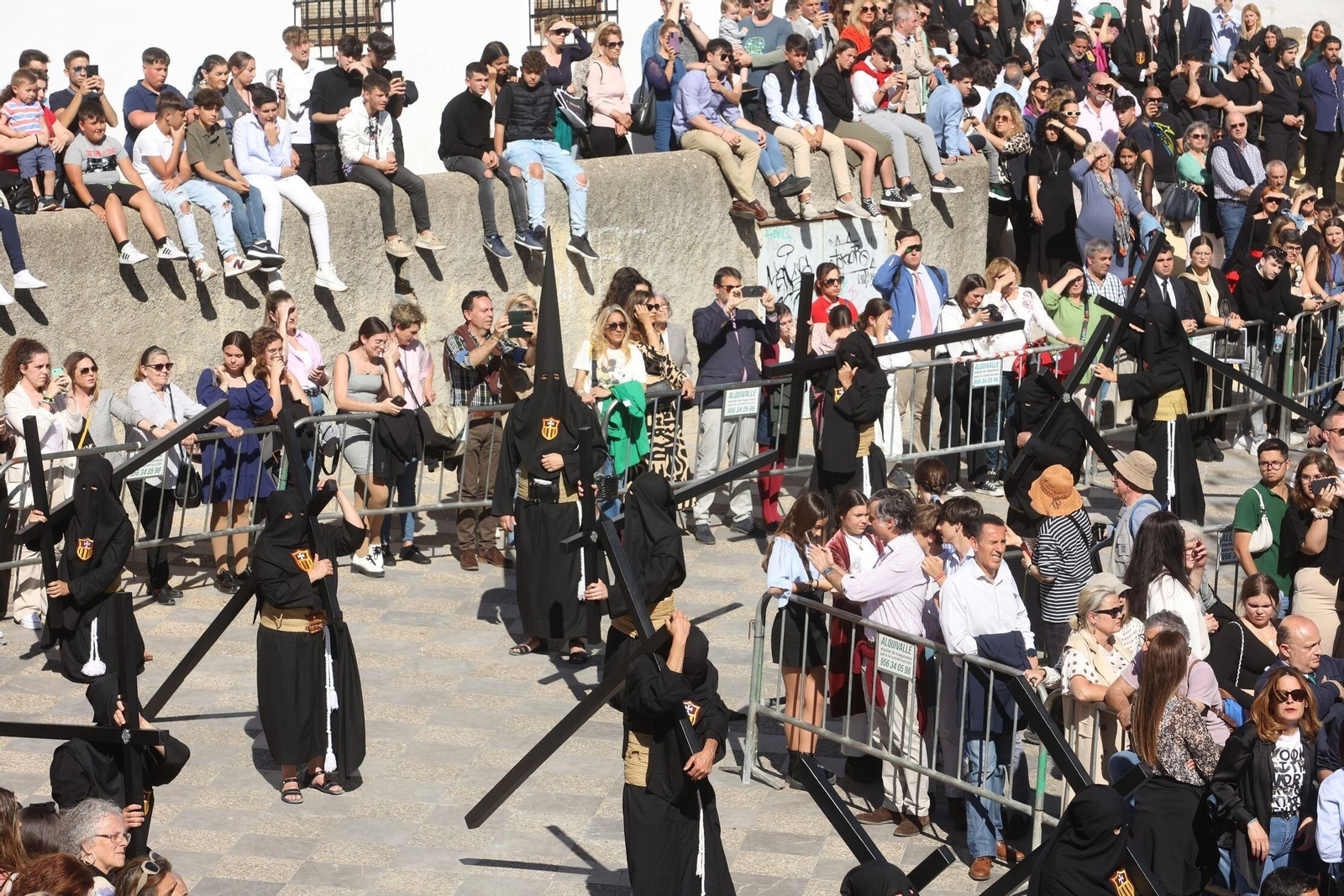 Miércoles Santo en Jerez: Las imágenes de la hermandad de las Tres Caídas.