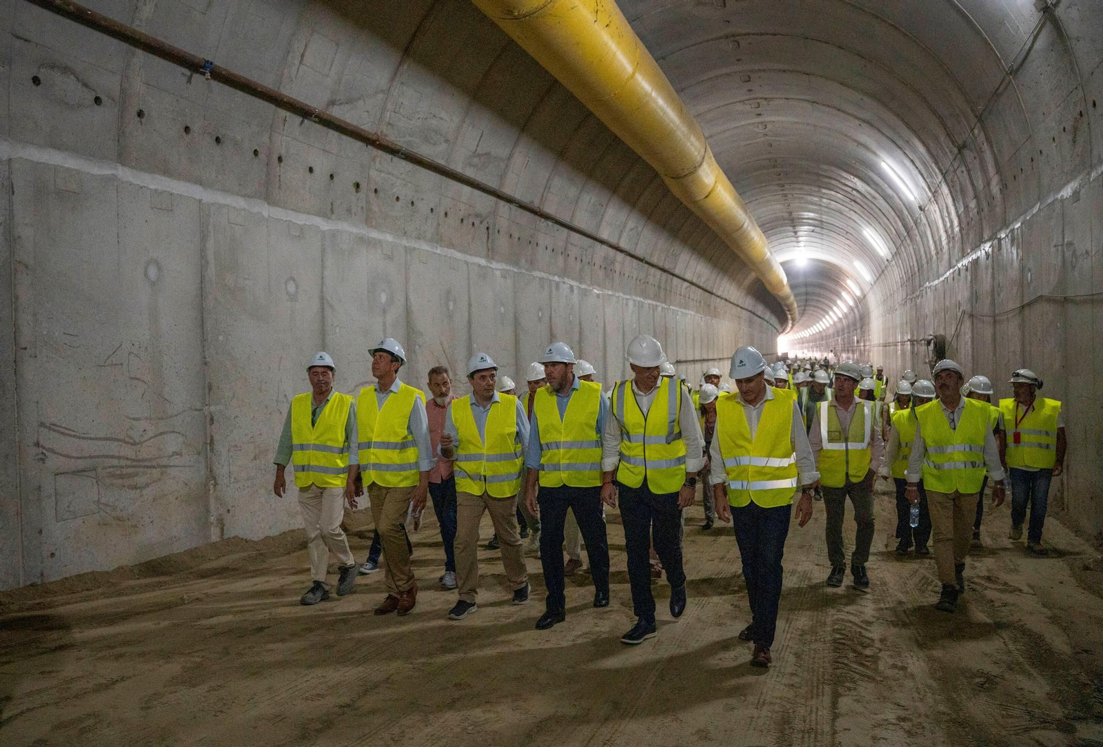 Visita del ministro de Transportes y Movilidad Sostenible, Óscar Puente, a Almería.