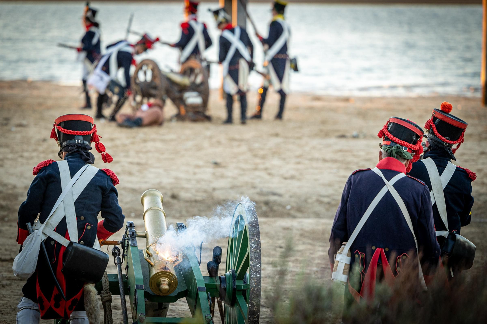 Las imágenes de la Primera recreación de la Batalla del Trocadero En el caño de La Cortadura