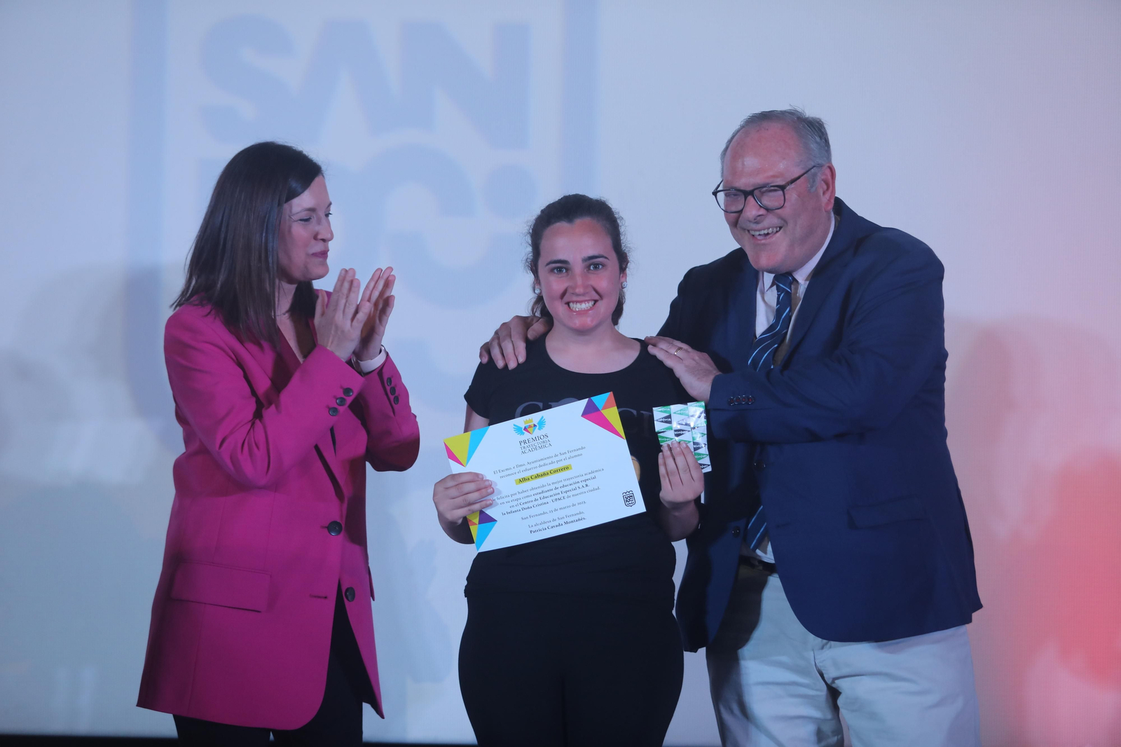 Las imágenes del acto de entrega de premios a los mejores expedientes académicos en San Fernando