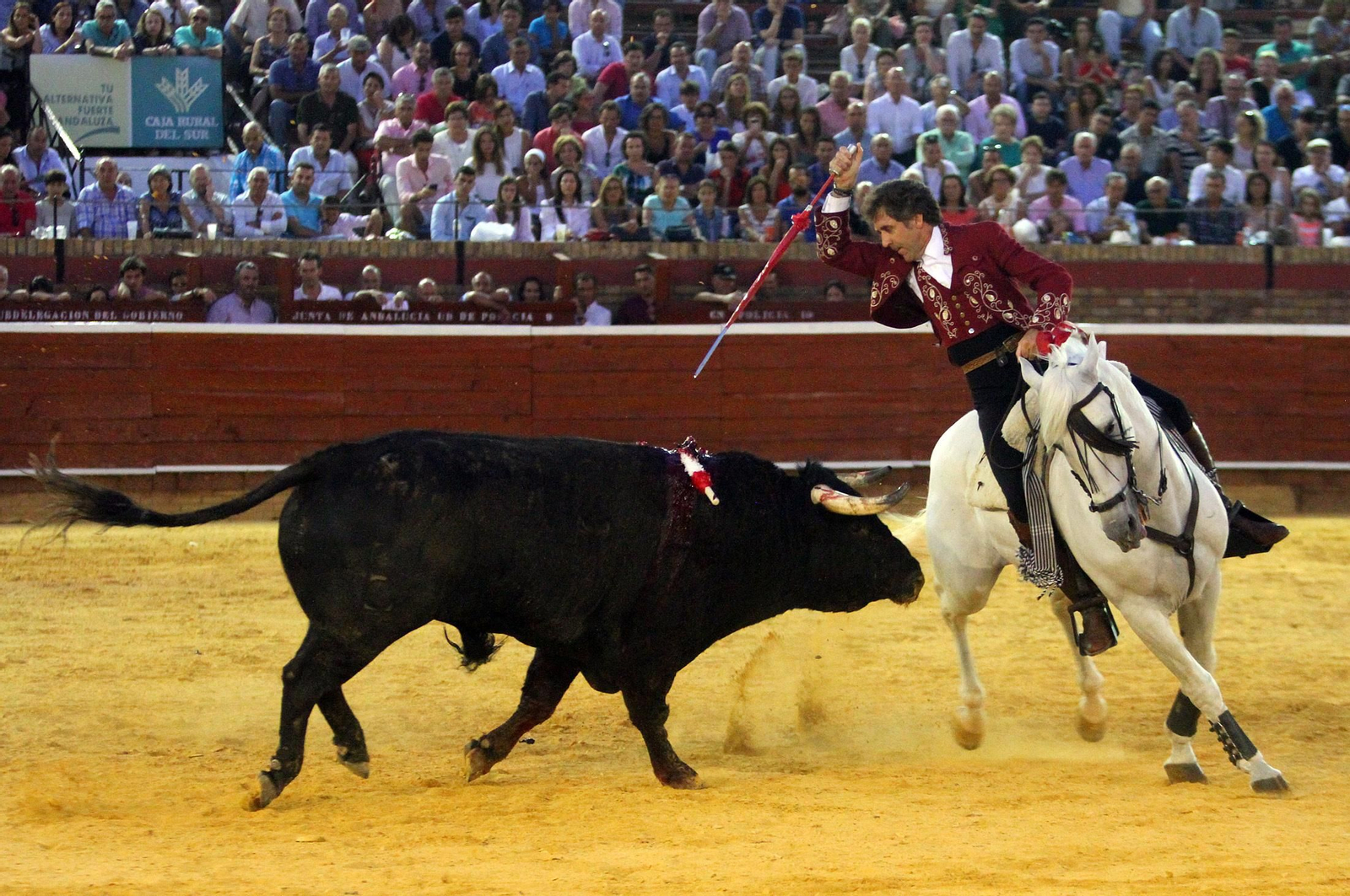 Imágenes de la corrida de rejones de Pablo Hermoso de Mendoza, Andrés Romero y Lea Vicens.