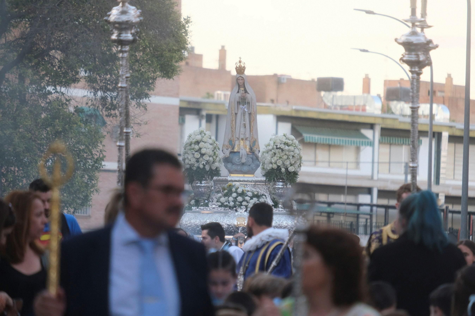 La procesión de la Virgen de Fátima de Córdoba, en imágenes