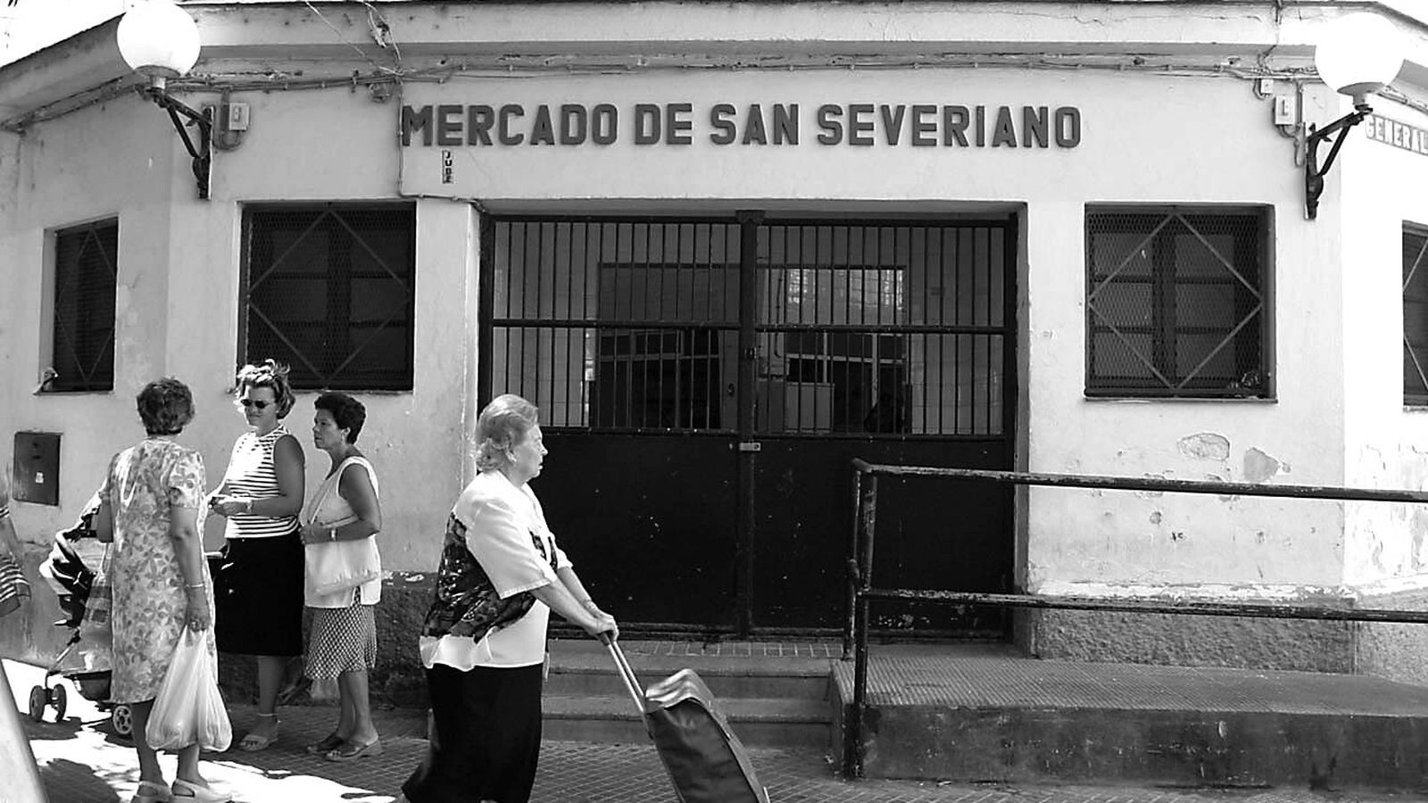 El antiguo Mercado San Severiano, en la confluencia de García de Sola y García Escámez.