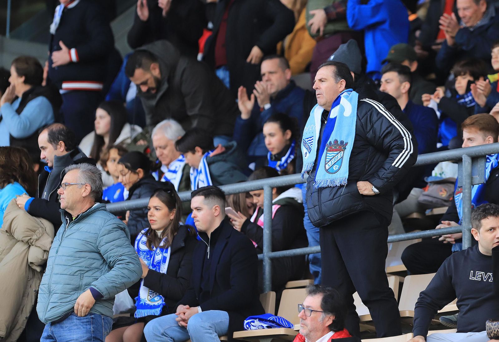 Búscate en el partido del Xerez CD contra el Recreativo Granada