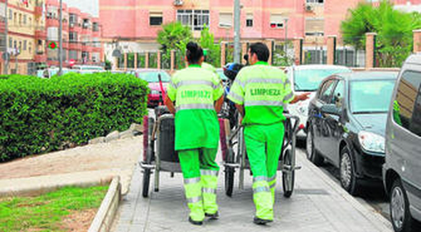 La reestructuración prescinde de 40 barrenderos eventuales que prestaban servicios de fin de semana.