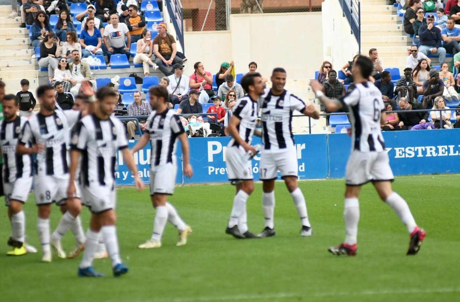 Las fotos del UCAM Murcia-Real Balompédica de Segunda RFEF (1-1)