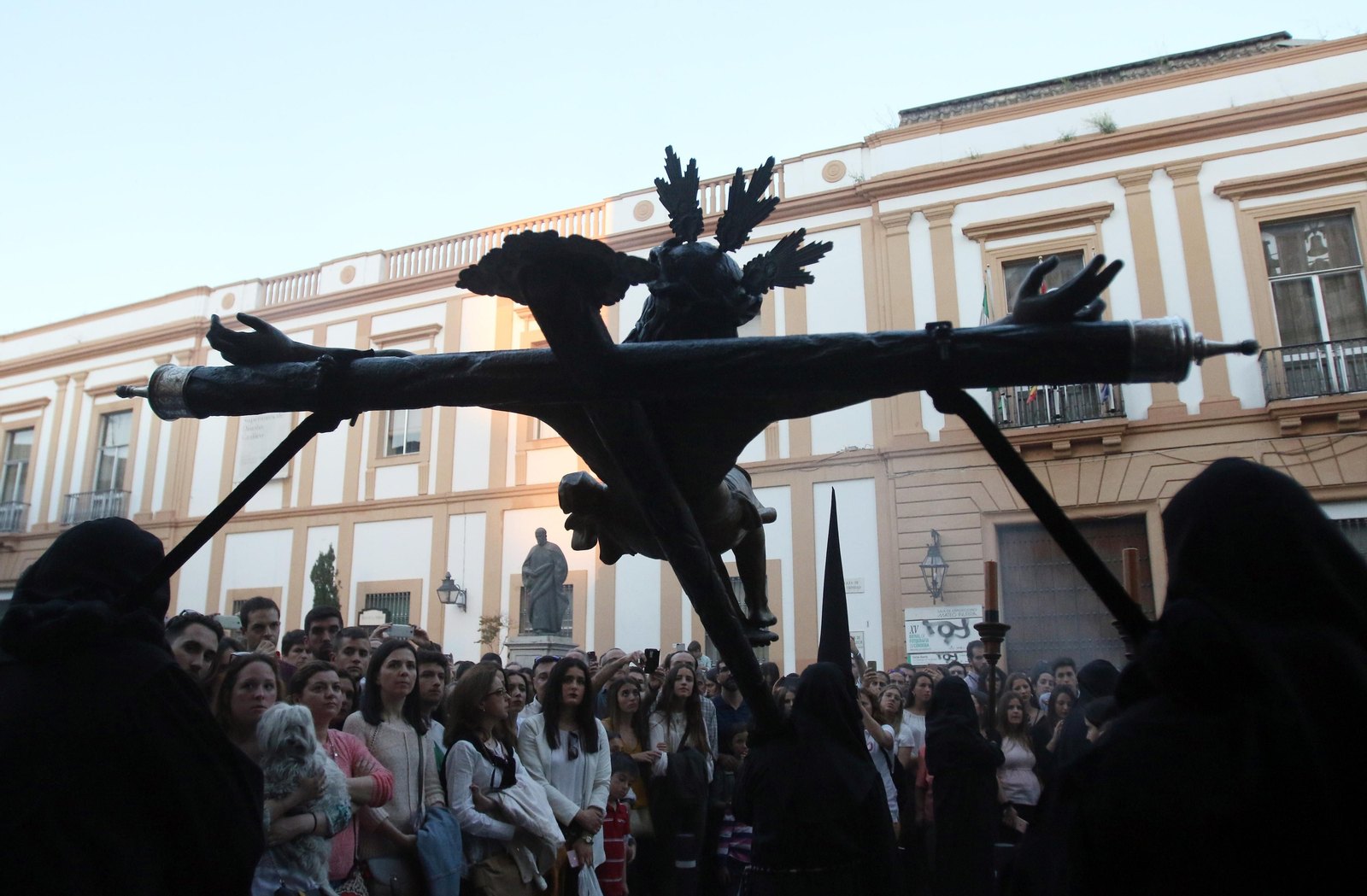 Las mejores imágenes del Viacrucis