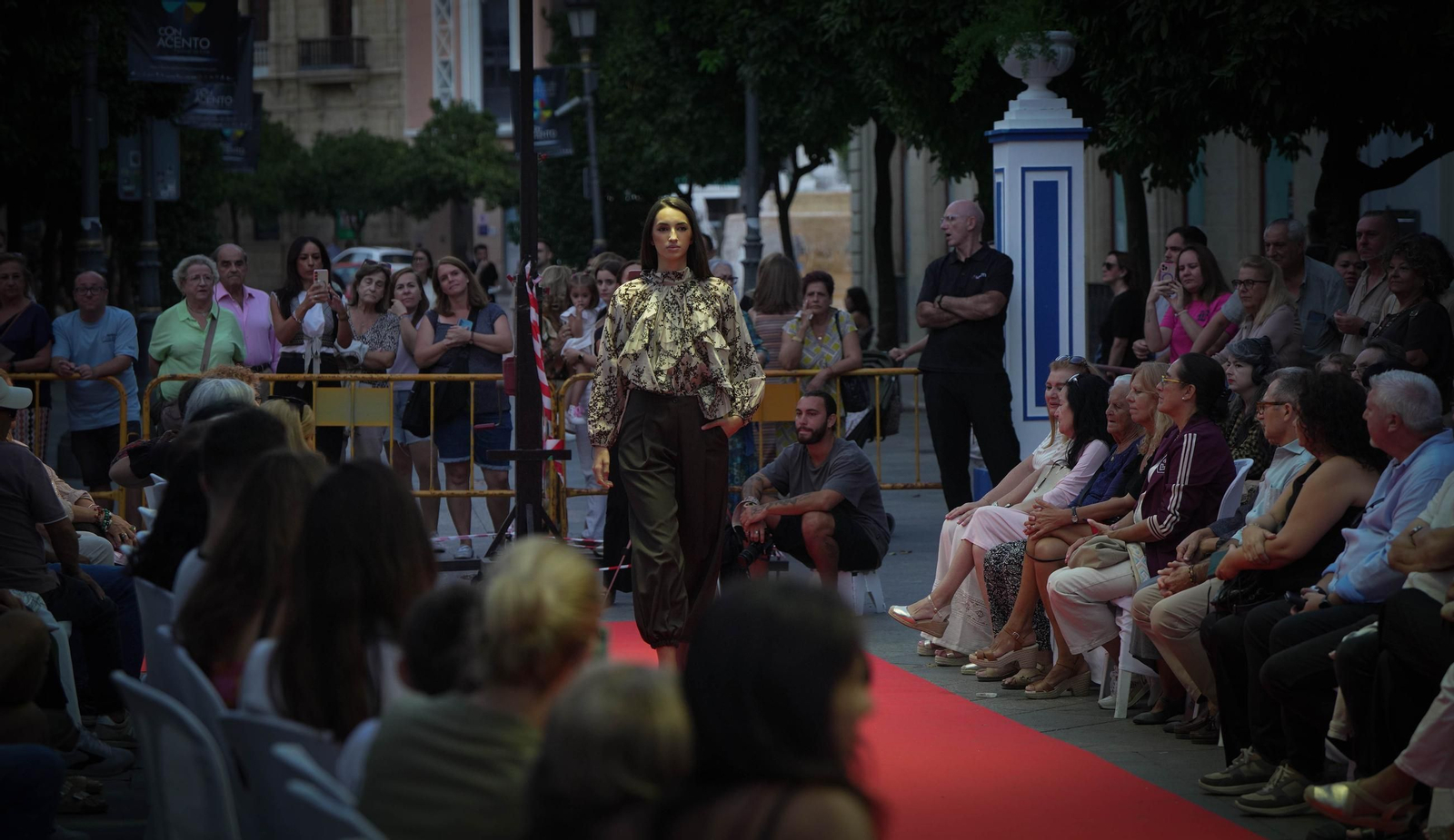 Imágenes de la fiesta Alma Hispana y la Noche Azul y Blanca en Jerez