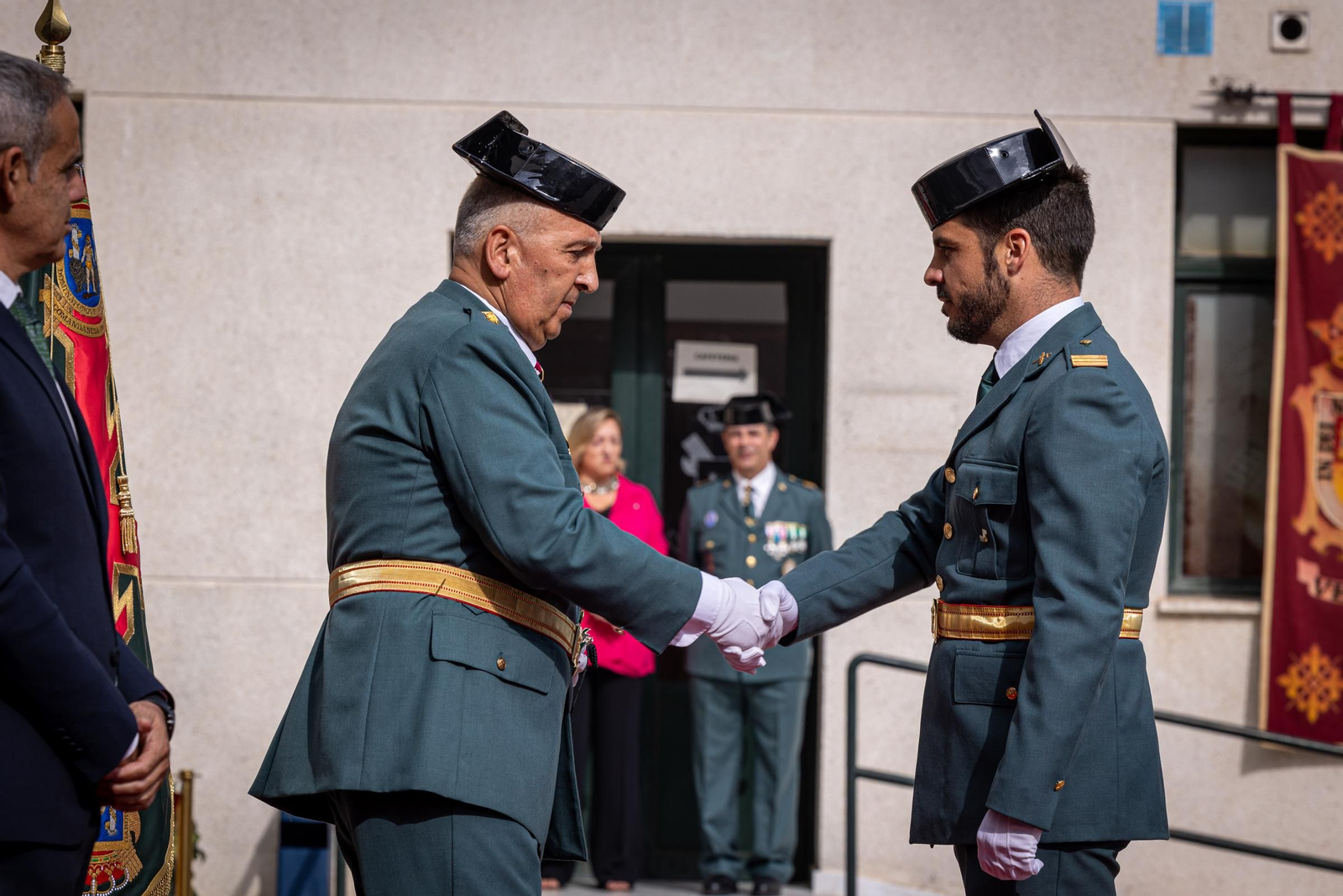 Imágenes de los actos de la Guardia Civil en Cádiz por la festividad de la Virgen del Pilar
