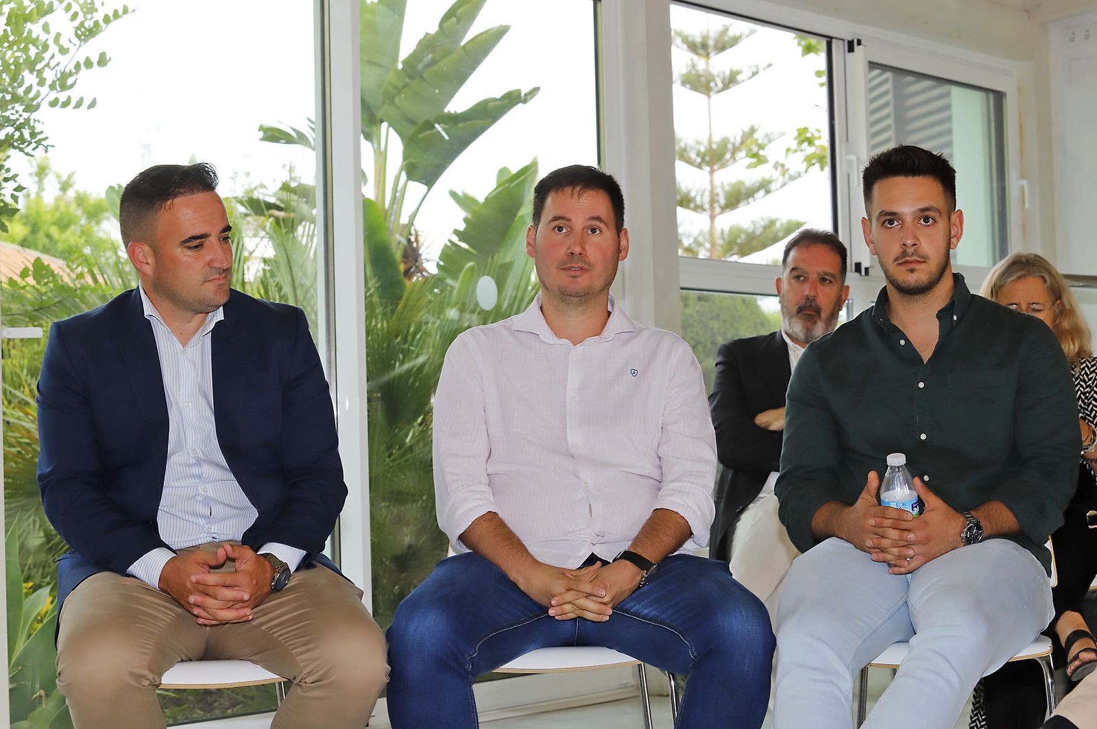 Imágenes del debate de "La Noche de los Frutos Rojos"