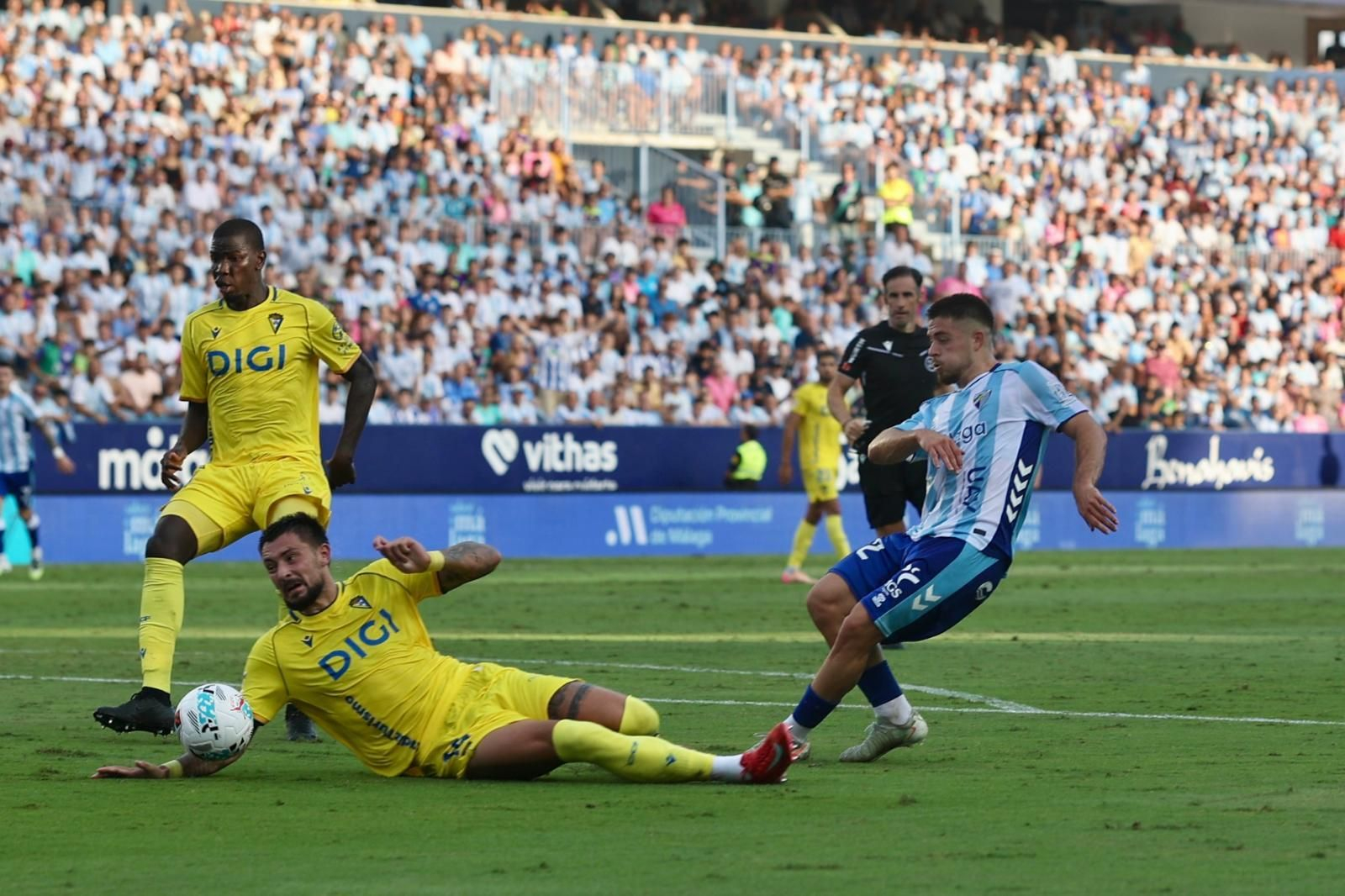 El Málaga CF-Cádiz CF, en fotos