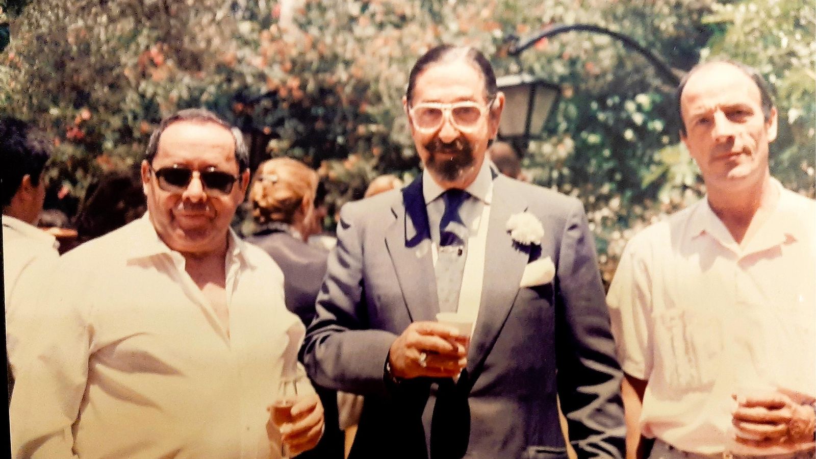 Leonardo Llorente, primero por la izquierda, con Jaime de Mora.