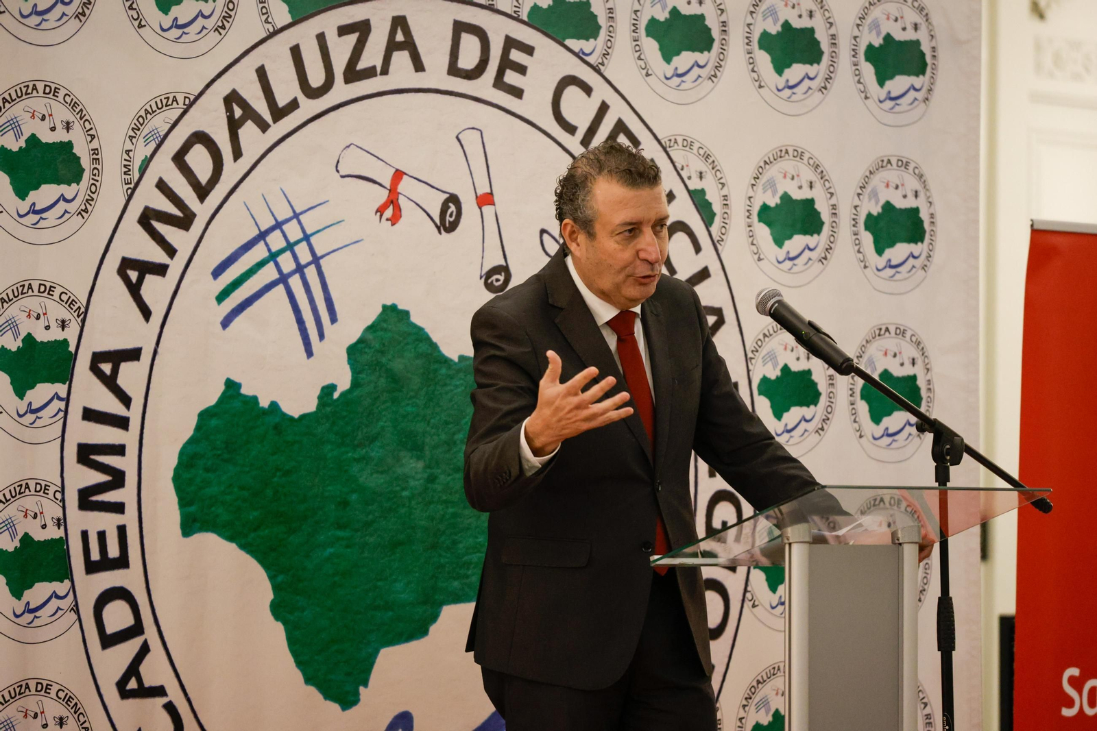 I Premio a la Trayectoria ejemplar en defensa de Andalucía a Fátima Báñez y a Jaime Montaner Roselló