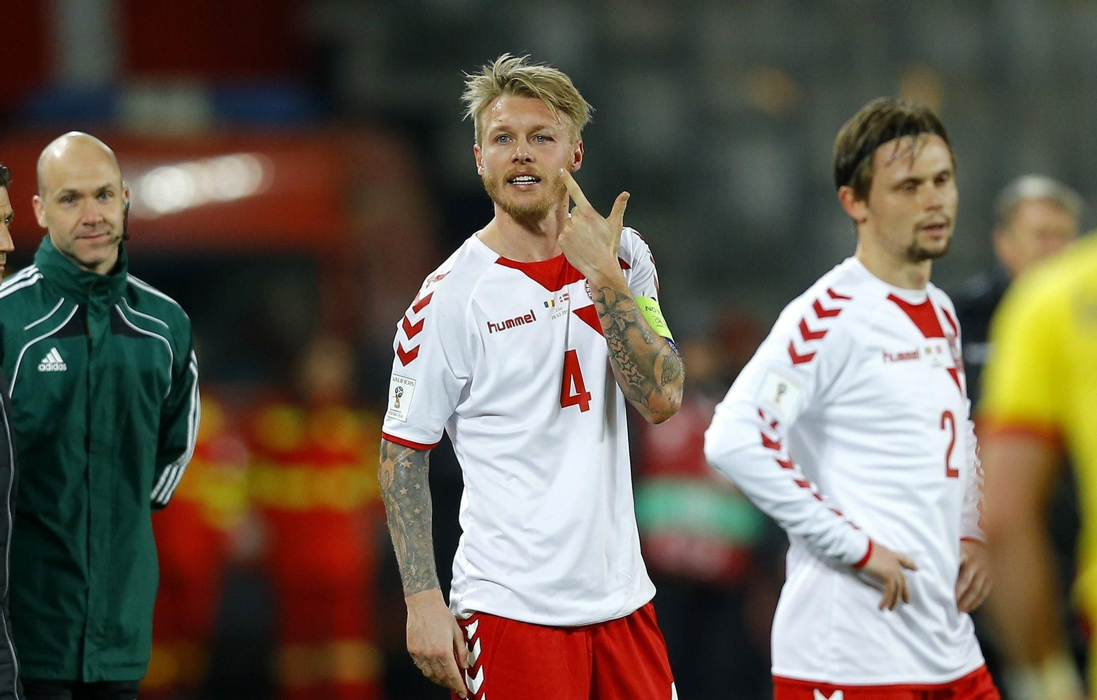 Kjaer en un partido con la selección de Dinamarca