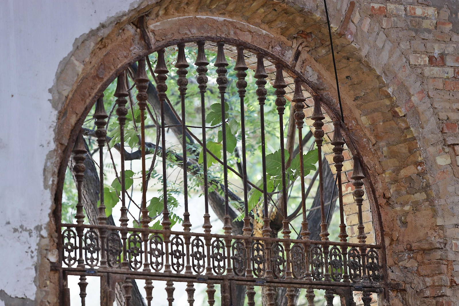 Visita a las entrañas del antiguo mercado de Santa Fé de Huelva