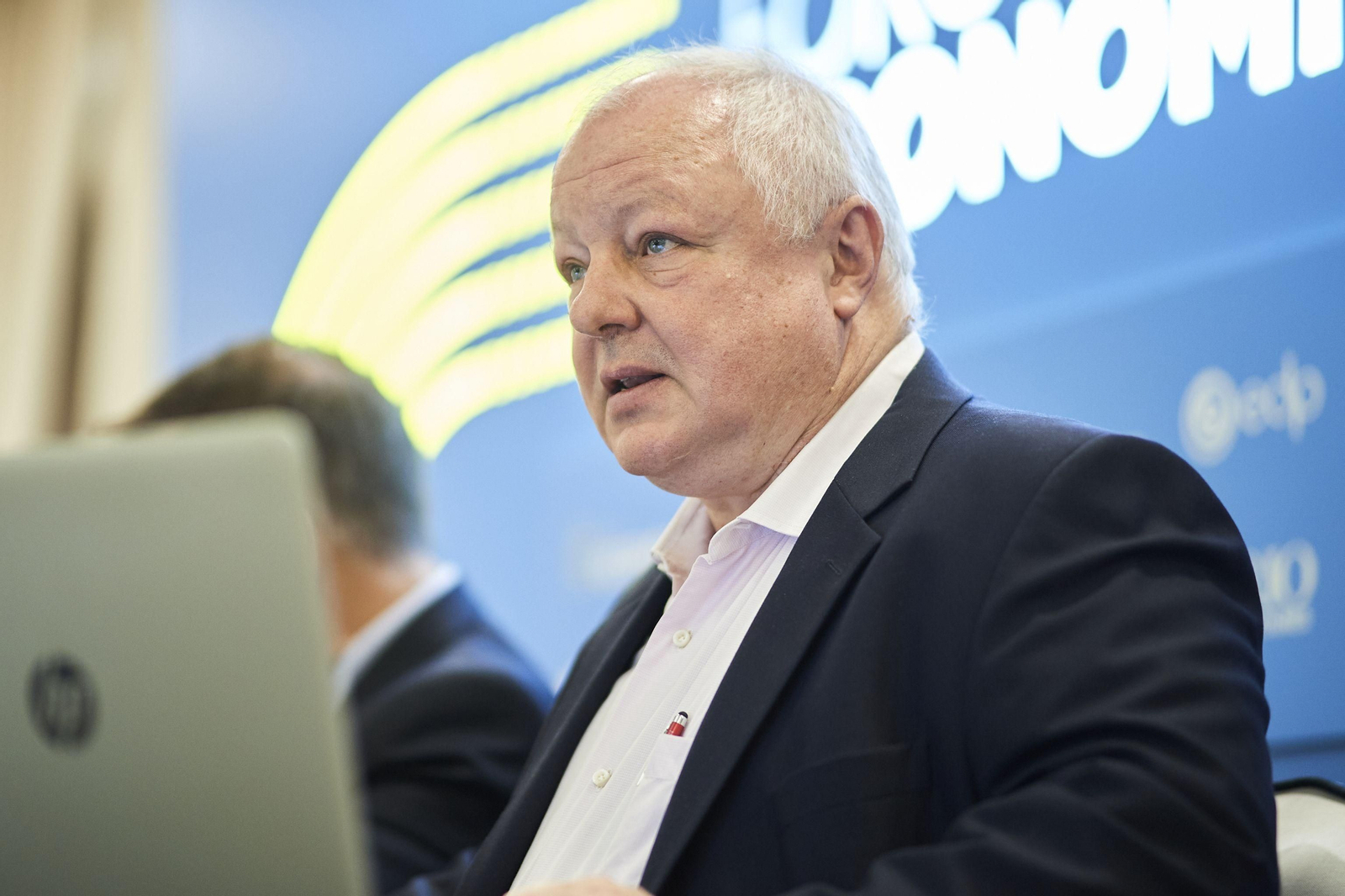 El director de Fedea, Ángel de la Fuente, propone un fondo de nivelación de 1.400 millones anuales para compensar la infrafinanciación de Andalucía.