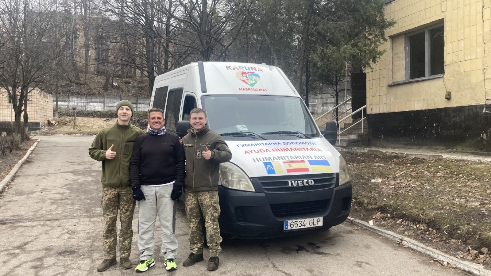 El explotó de rallies Paco Molina lleva material quirúrgico a Ucrania desde Huelva