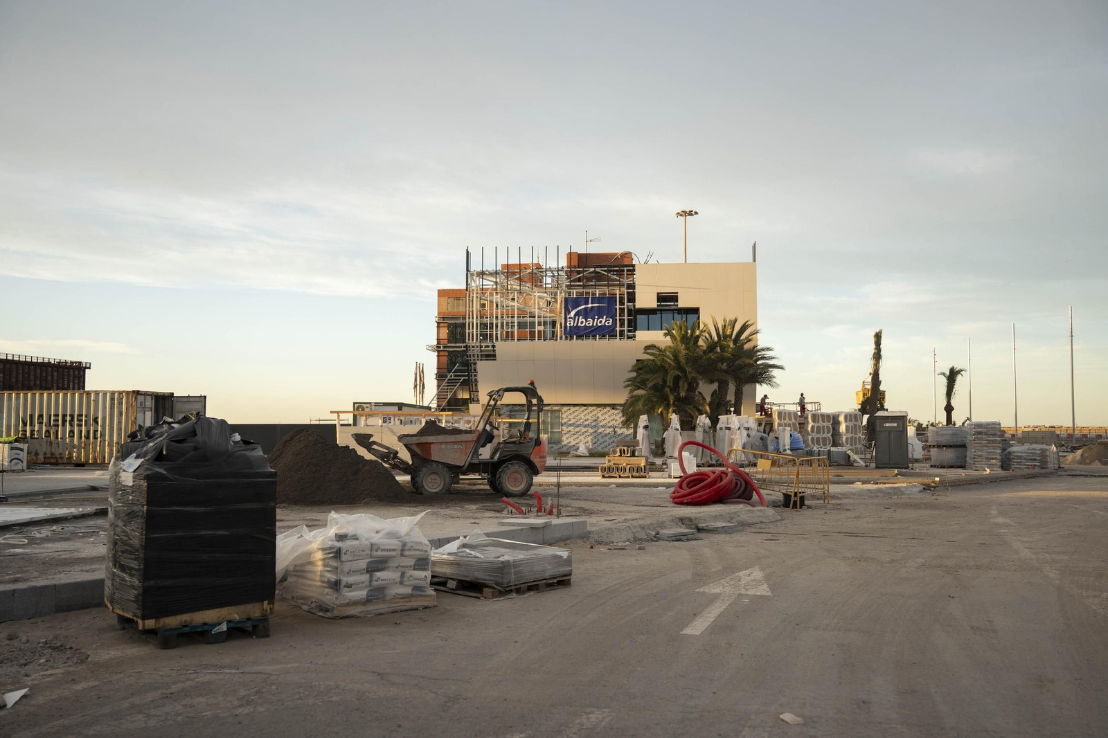 En imágenes las obras del Puerto Ciudad de Almería