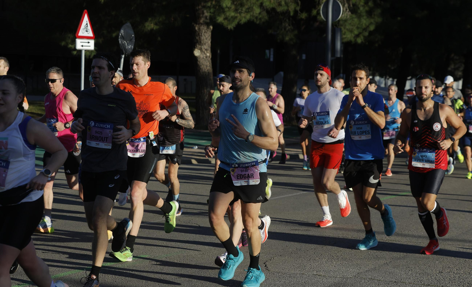 Búscate en el Zurich Maratón de Sevilla 2025