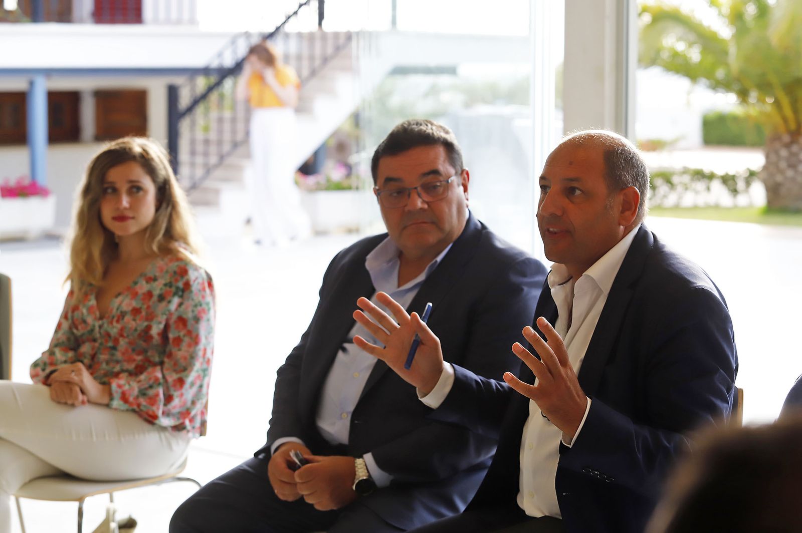 Imágenes del debate de "La Noche de los Frutos Rojos"