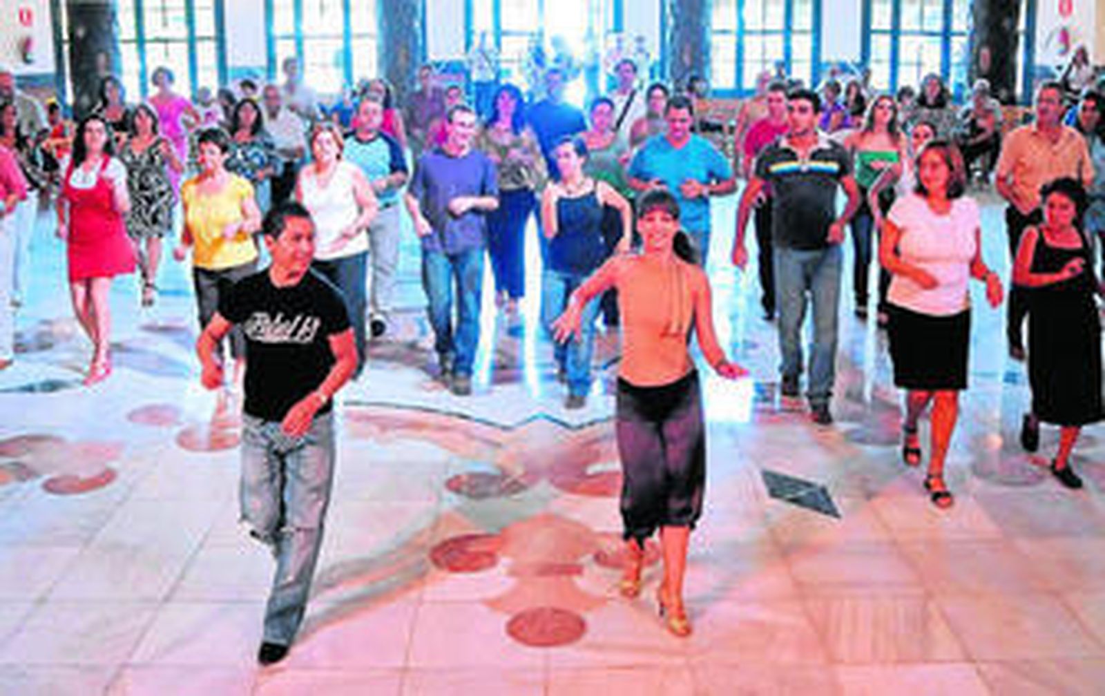 Los bailes latinos se incluyen en el programa de los cursos que se ofertan.