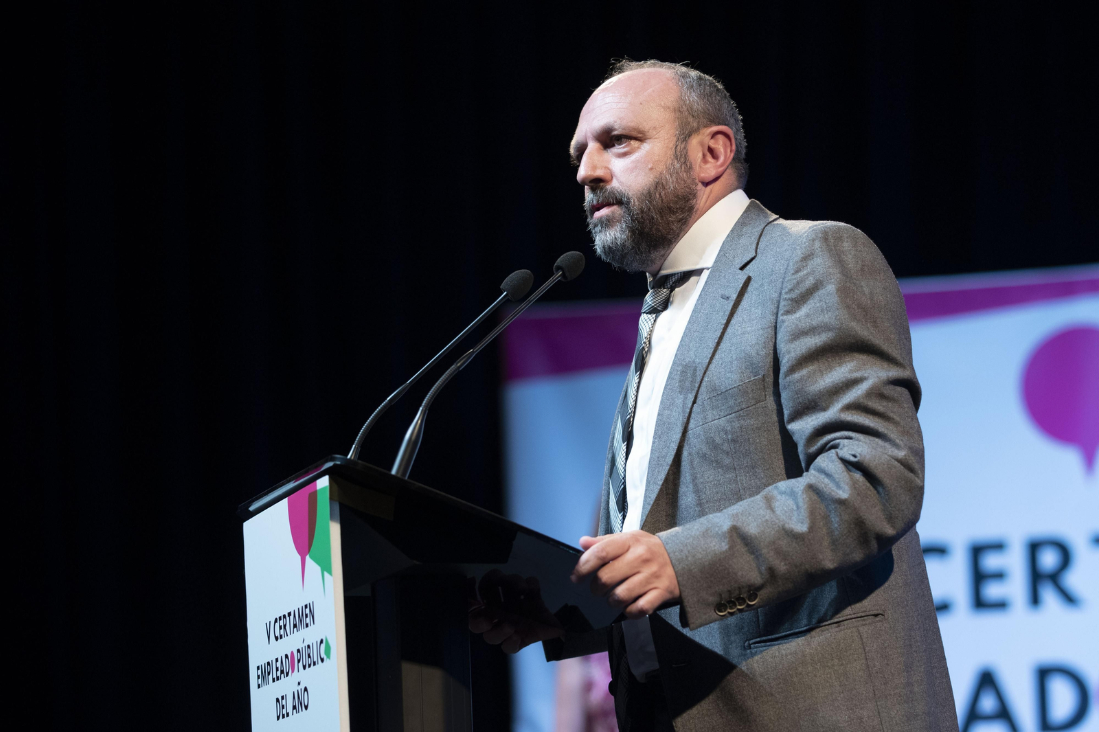 El V Certamen del Empleado Público del año en Granada, en imágenes