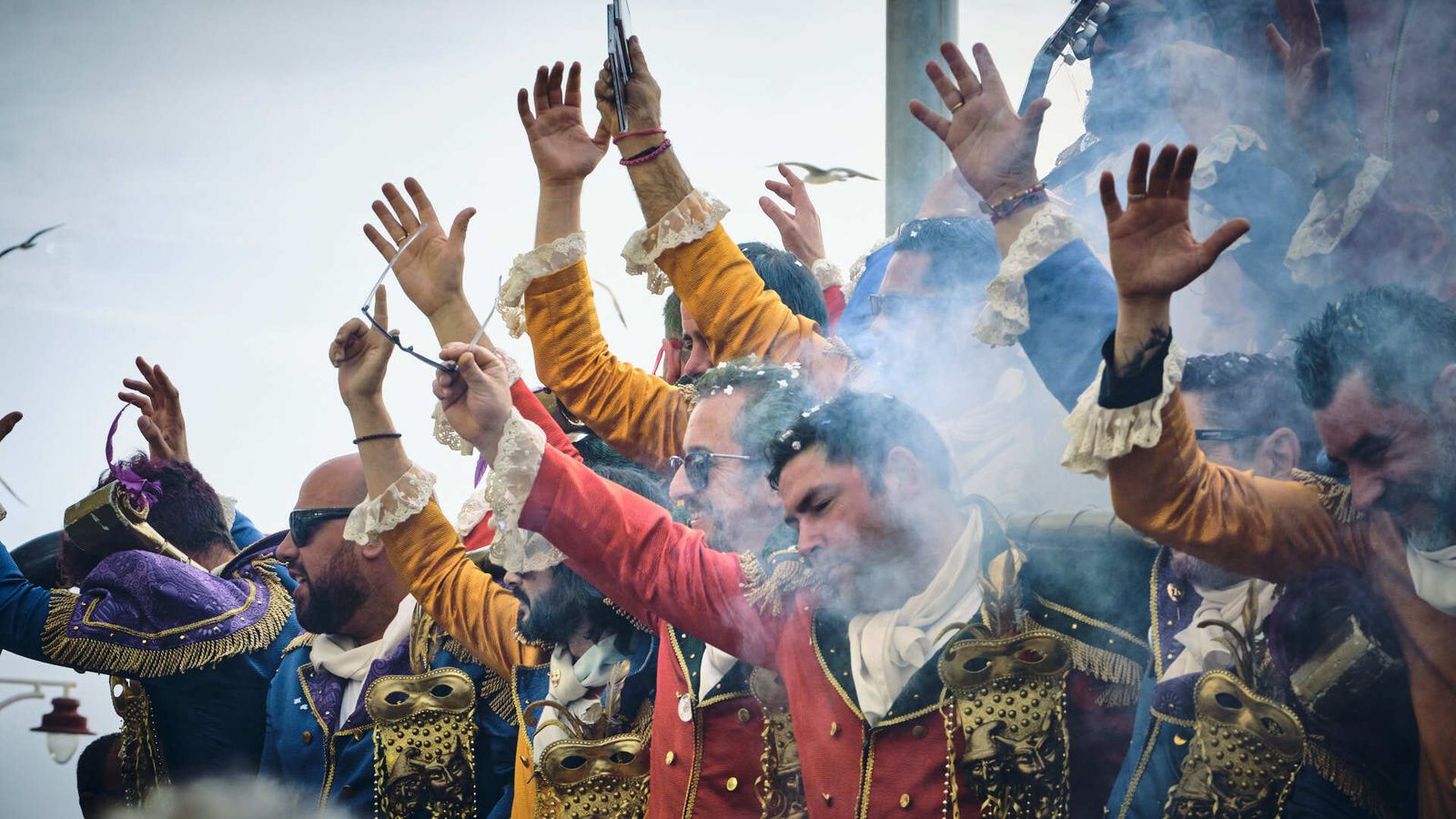 Carrusel de coros en el Paseo Marítimo