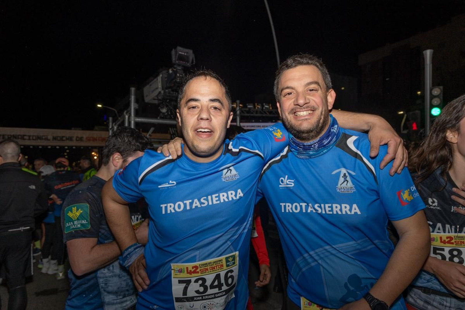 En imágenes: búscate en tu llegada a meta de la Carrera de San Antón 2025 (8)