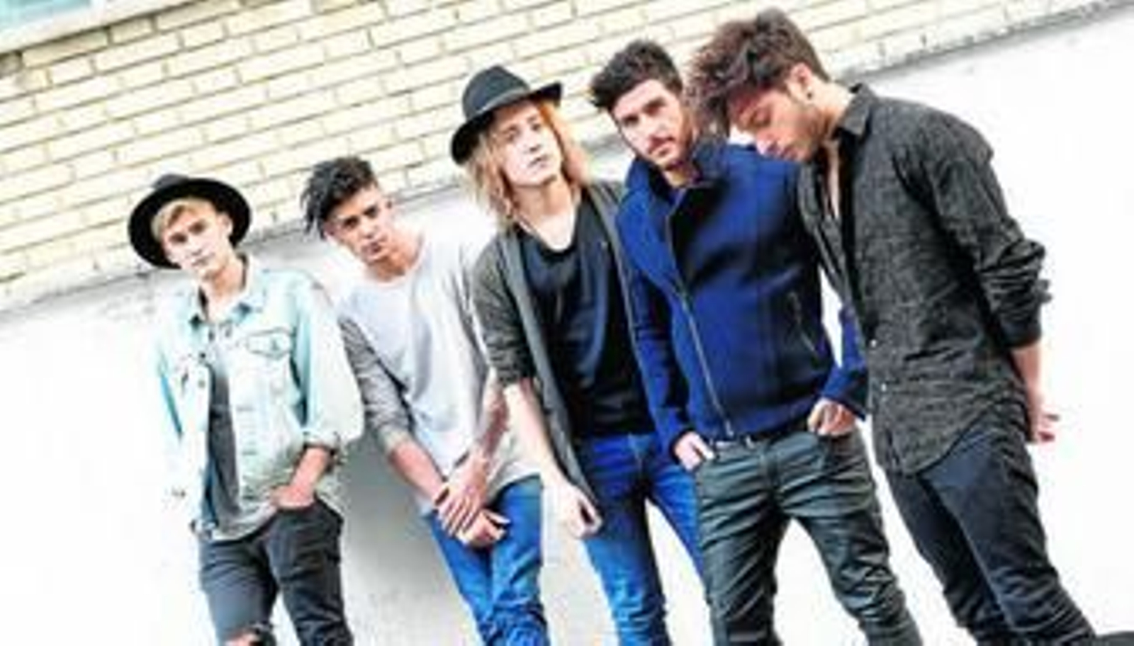 Daniel Fernández, David LaFuente,Carlos Marco, Álvaro Gango y Blas Cantó son los integrantes de la boyband  del momento, Auryn.