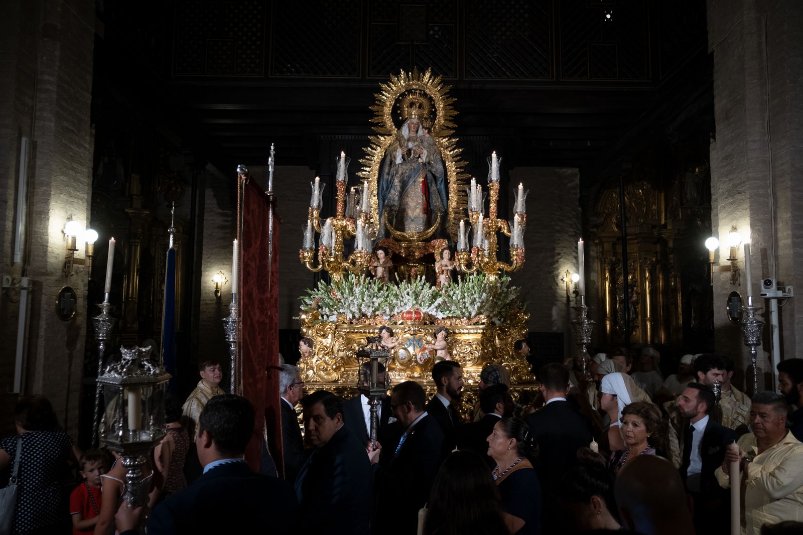 Las imágenes de la procesión de la Virgen de la Luz, en San Esteban