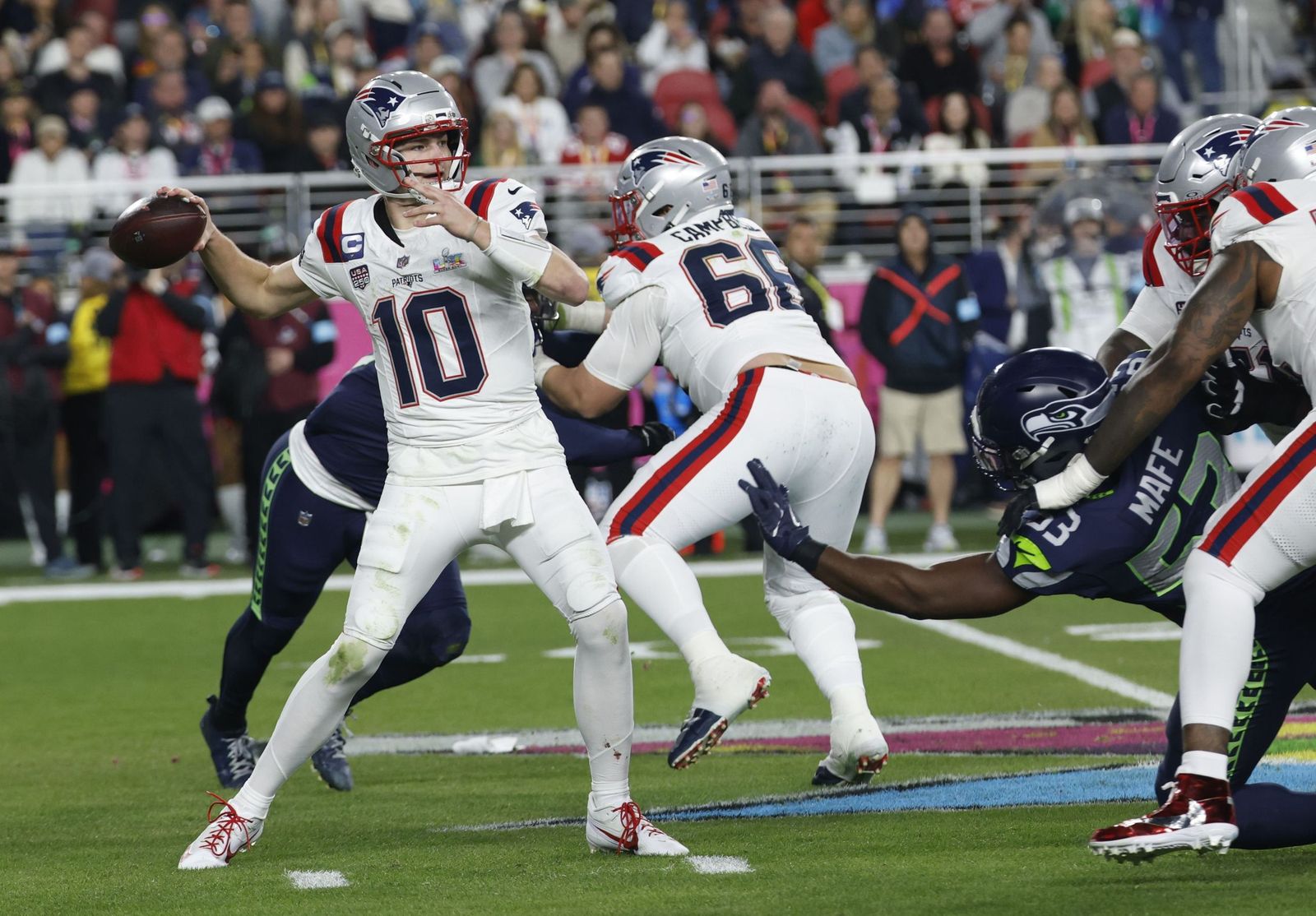 Las mejores fotos de la Super Bowl con la actuación de Bad Bunny