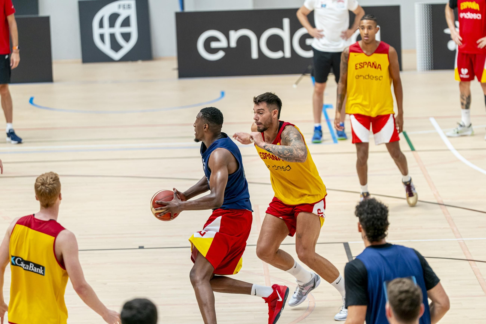 España acaba su trabajo en Madrid antes de venir a Málaga