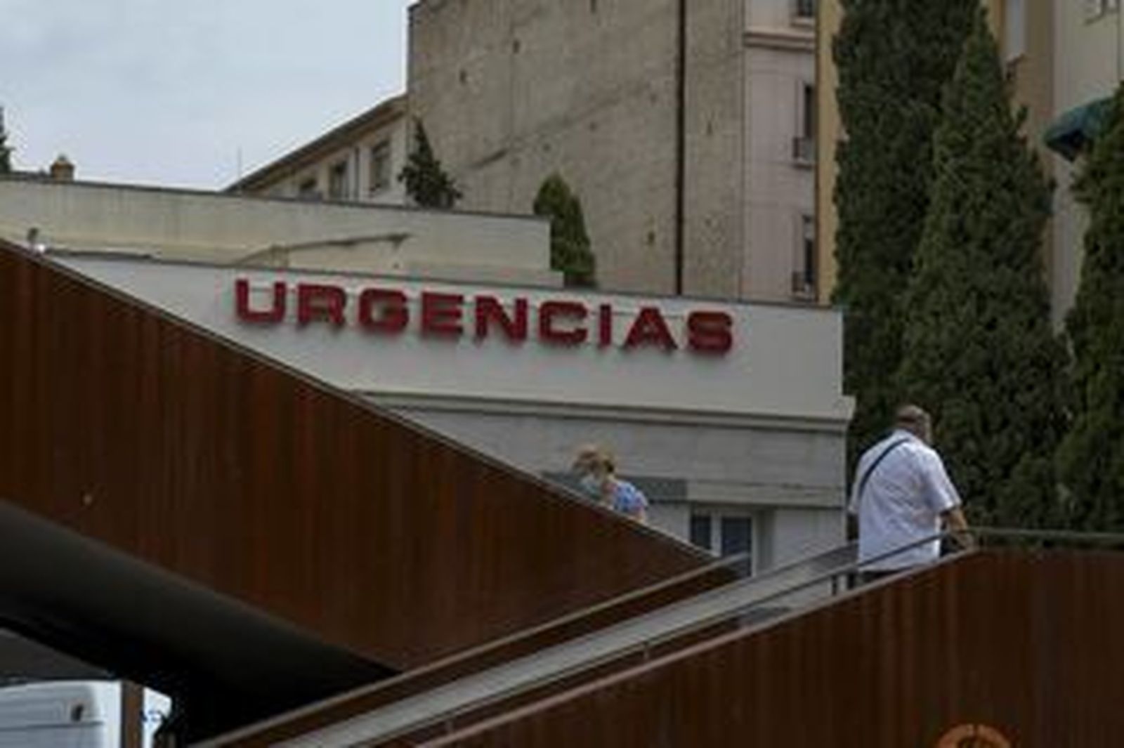 Un vecino de Órgiva lanza un 'crowdfunding' para poder tratar un tumor de vejiga en estadio IV