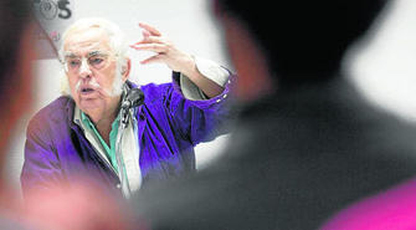 García Calvo, ayer, en un momento de su charla.