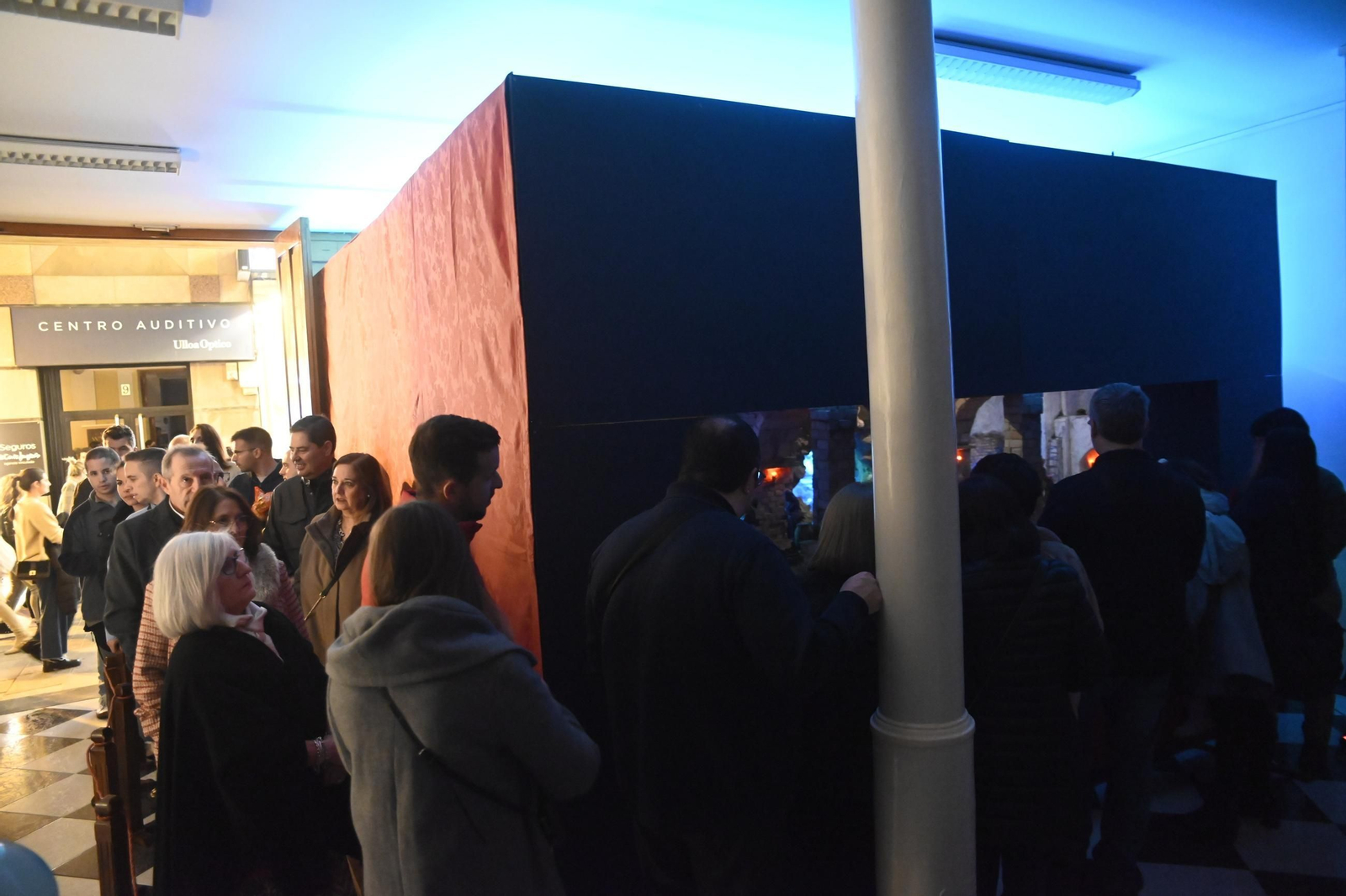 Un paseo por los belenes de Navidad de Córdoba, en imágenes