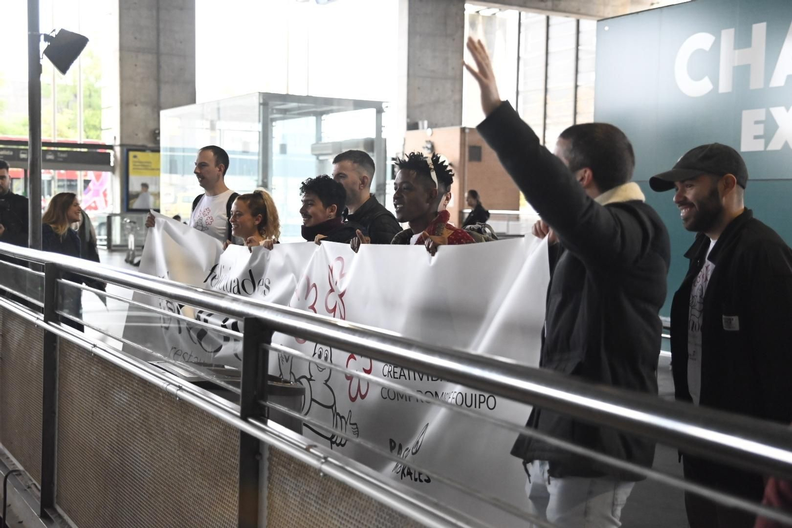 El emocionante recibimiento a Paco Morales a su llegada a Córdoba, en fotos