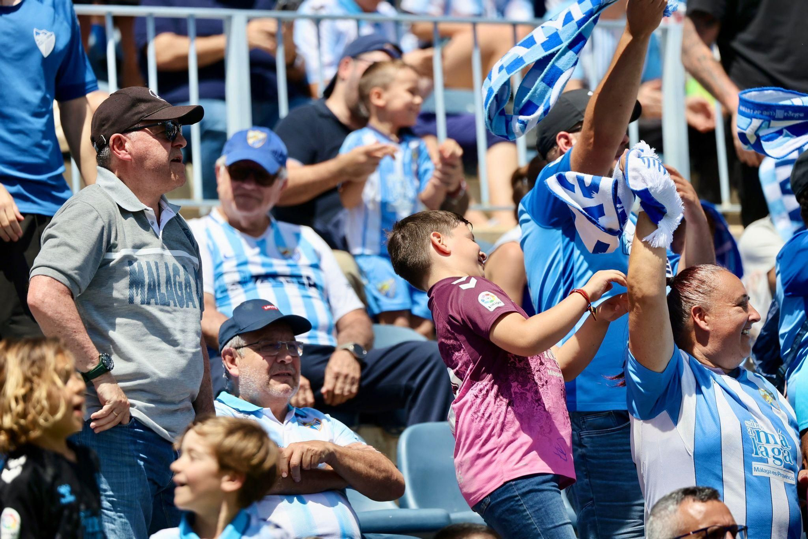 Búscate en el Málaga CF - Mérida en las gradas de La Rosaleda
