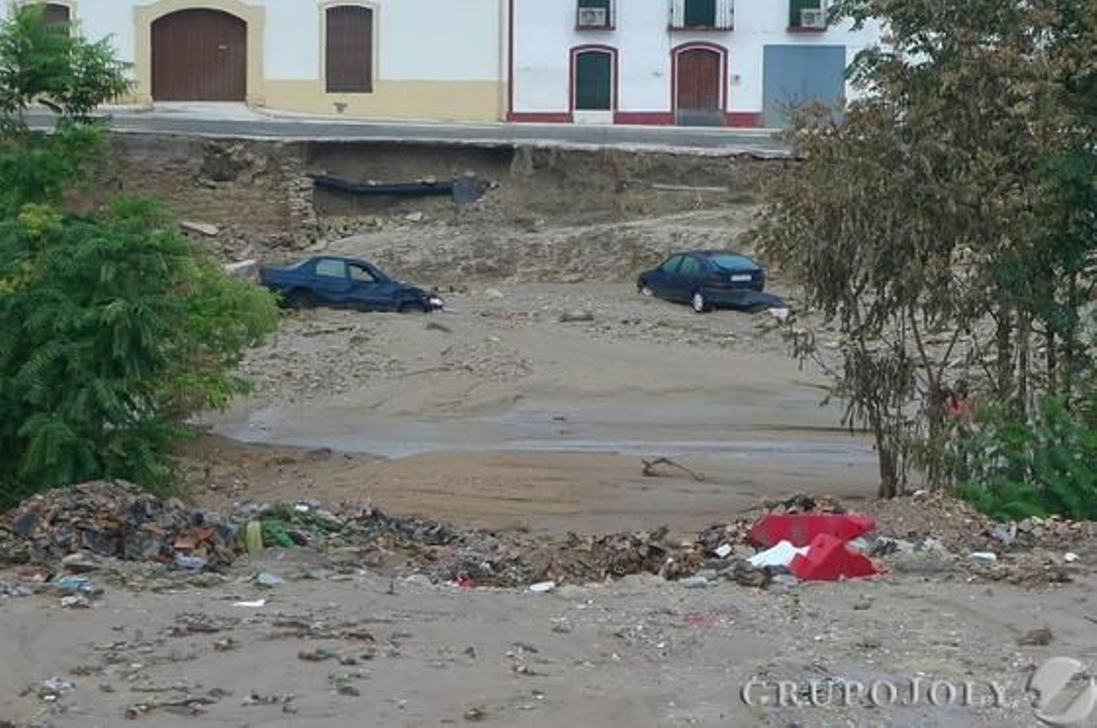 Tres fallecidos y numerosos daños materiales por las fuertes lluvias registradas en la provincia

Foto: GRUPO JOLY