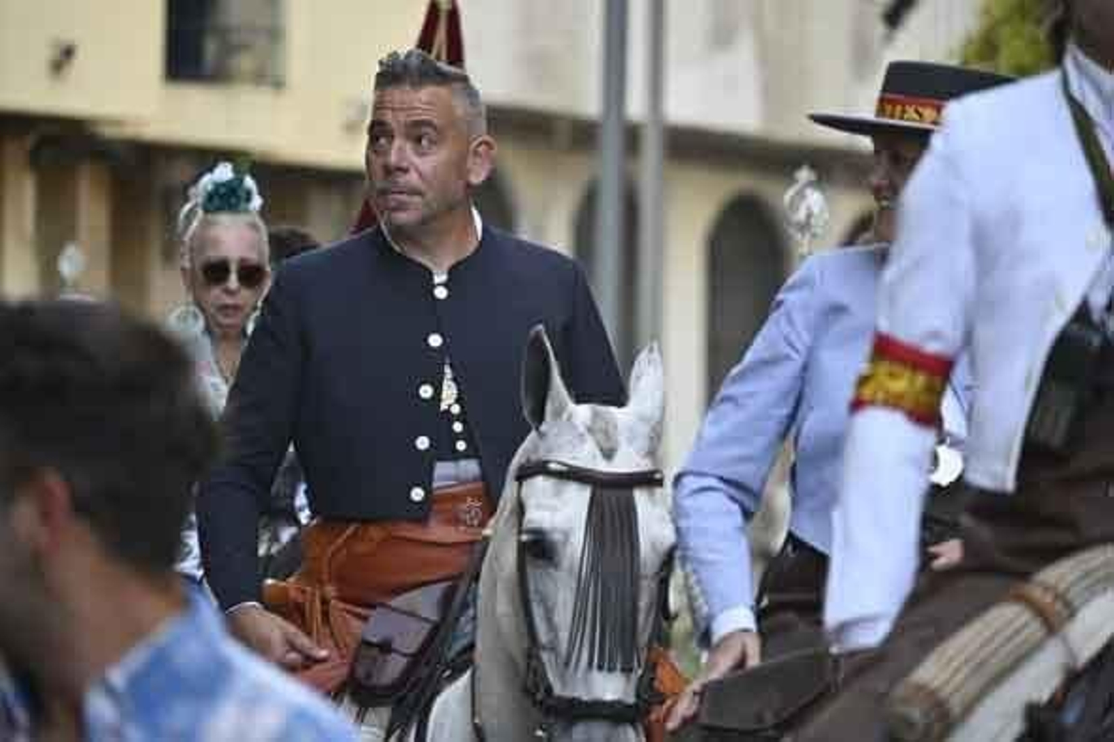 Las mejores imágenes de los peregrinos en la salida de Emigrantes