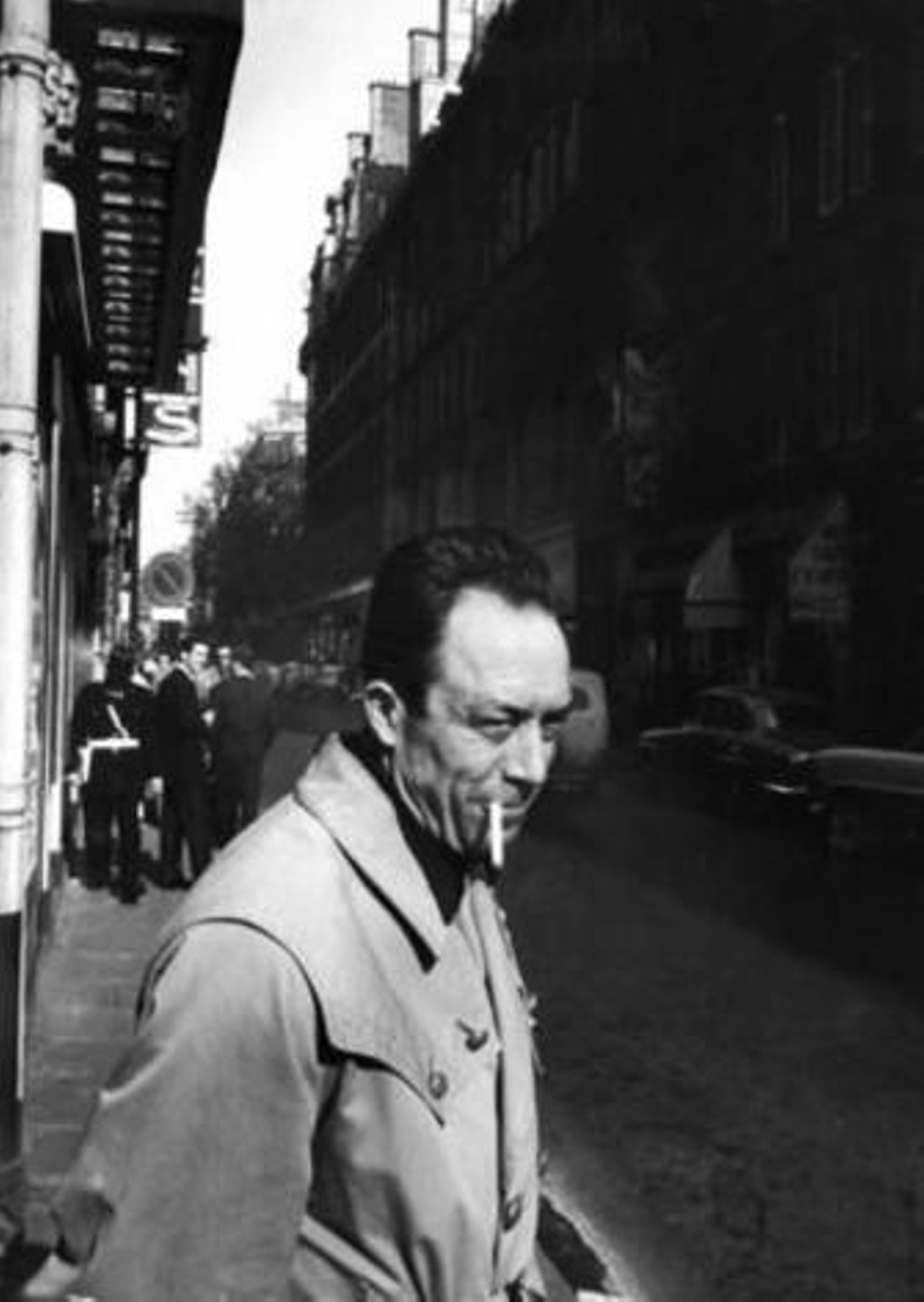 Albert Camus, un futbolista frustrado que encendió una luz todavía no extinta.