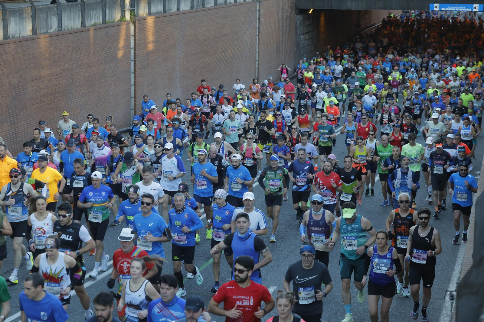 Búscate en el Zurich Maratón de Sevilla 2025