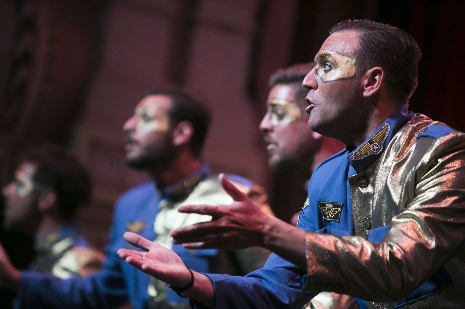 Comparsa 'El escuadrón del segundo mes', de Carmona (Sevilla)