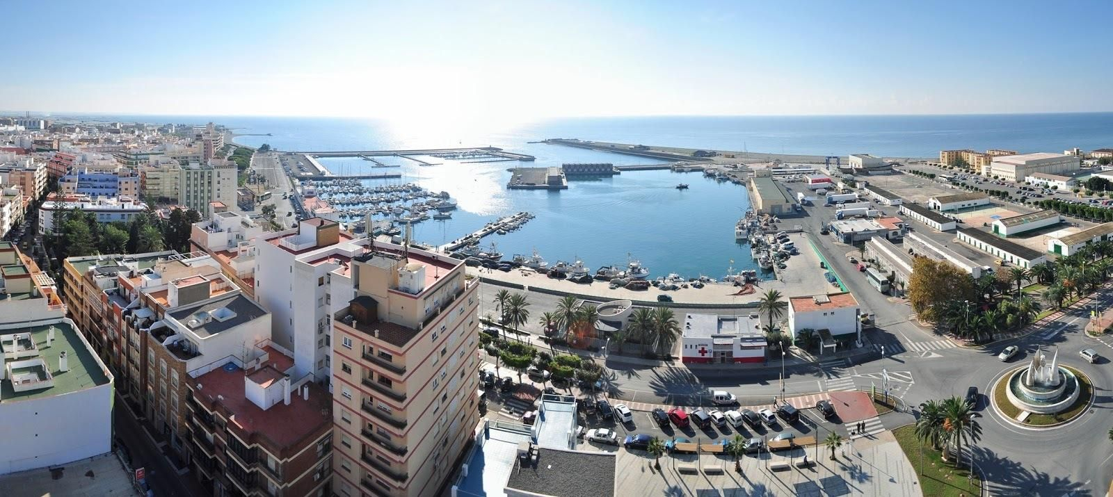 Vista aérea de Adra.