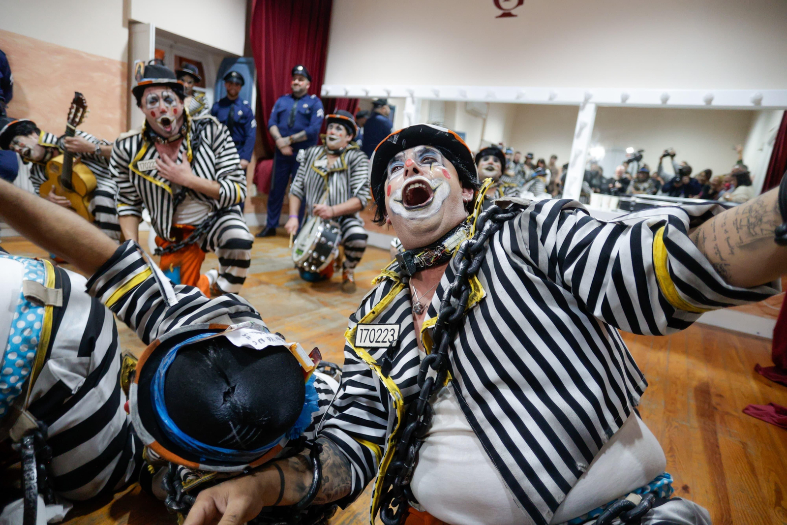 Chirigota 'La callejera invisible'