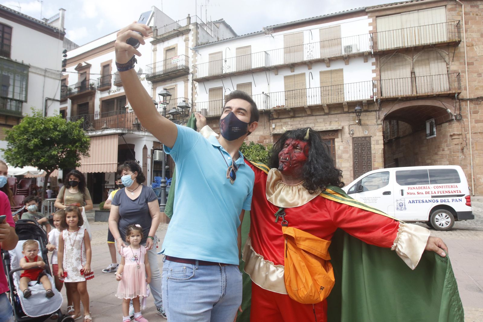 El terror de la Diablilla por las calles de Montoro, en fotografías