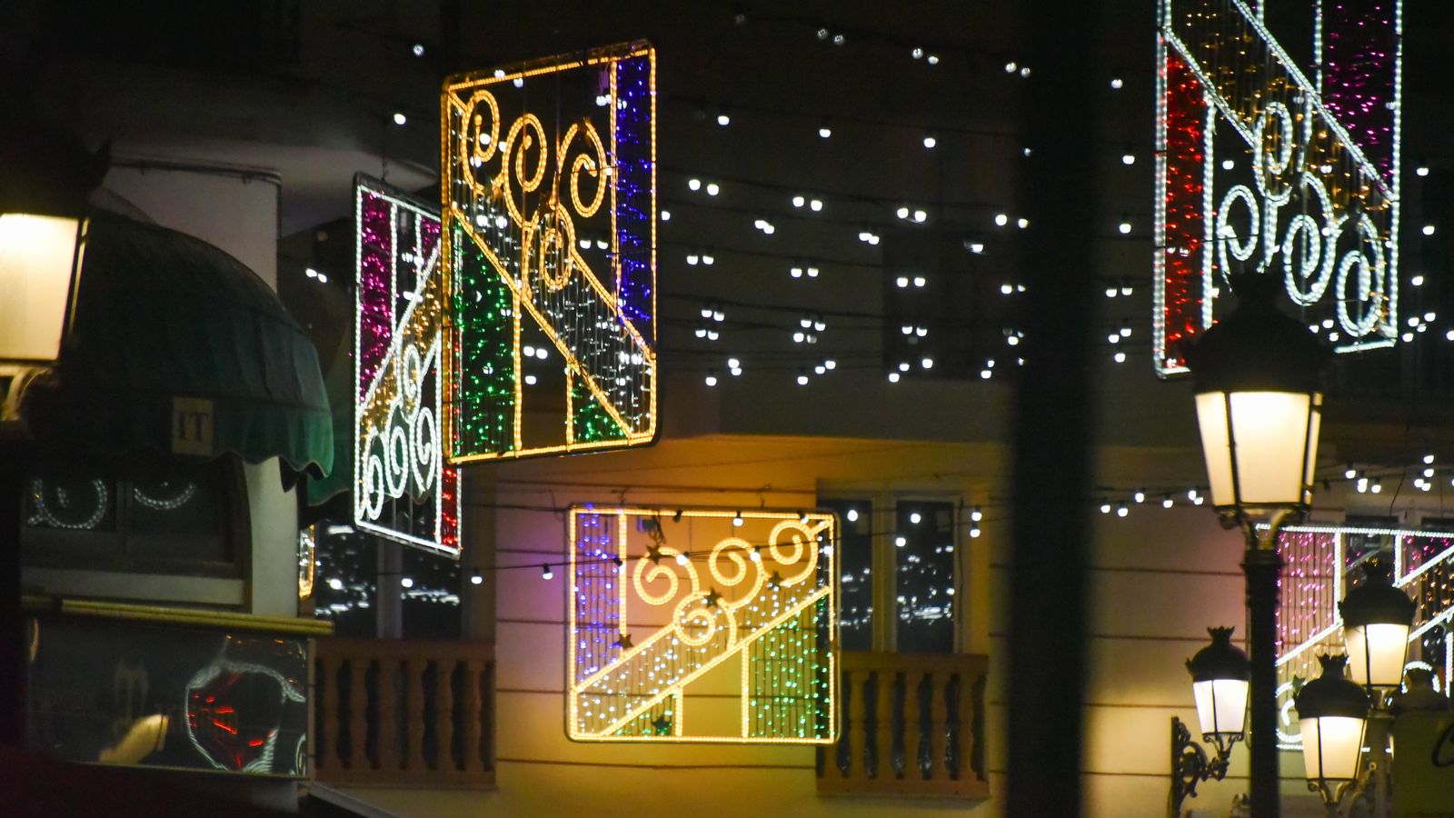 El encendido del alumbrado de Navidad en La Línea, en imágenes