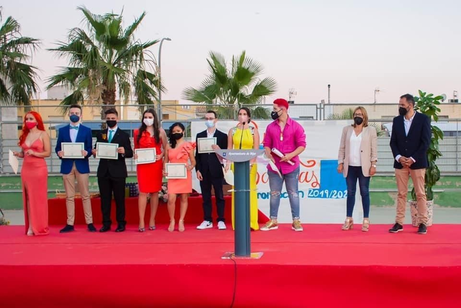 Puesta de bandas atípica en el IES Campos de Níjar