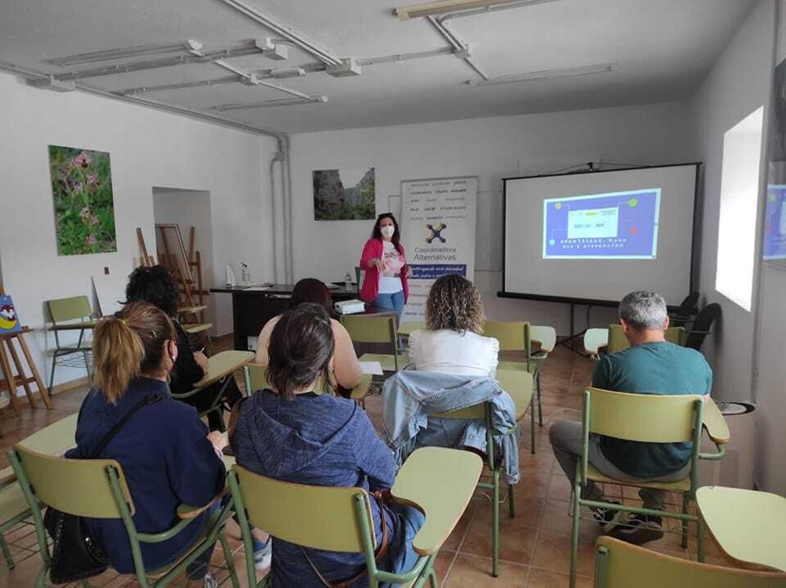 Una de las actividades de Alternativas. Una de las actividades de Alternativas.