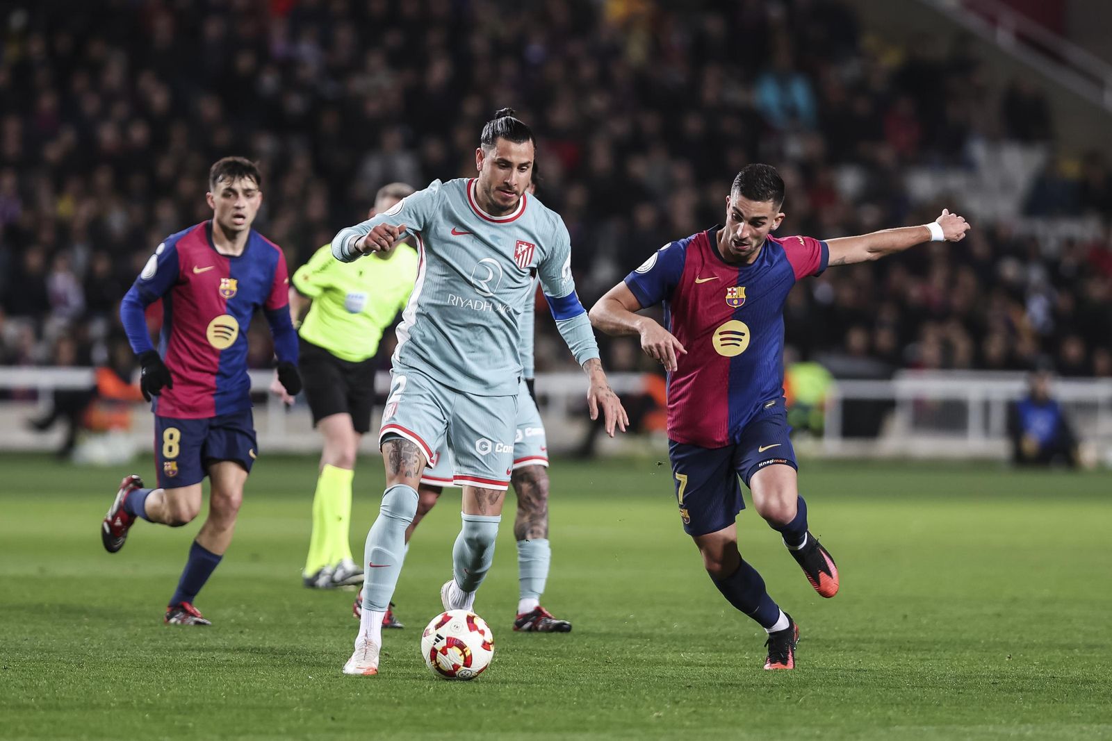 Las fotos del espectacular Barcelona - Atlético de Madrid