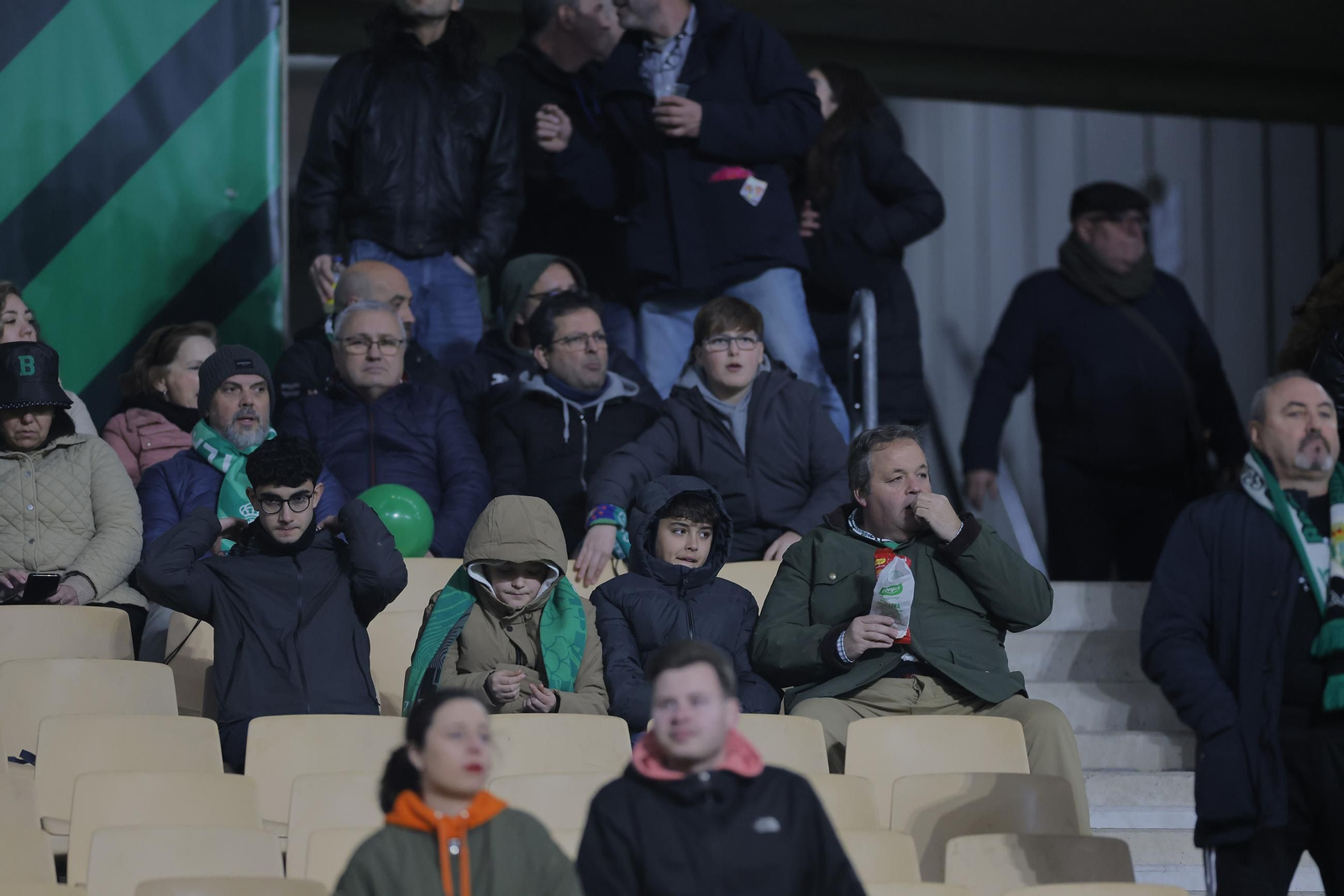 Búscate en las fotos del Betis - Getafe